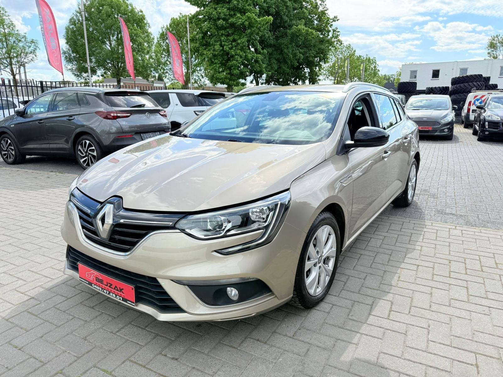 Renault megane 1.3Tce 2019 nieuwstaat 1j garantie, Auto's, Renault, Euro 6, https://public.car-pass.be/vhr/cd0ec429-f43a-40c2-8884-fd813d092d26