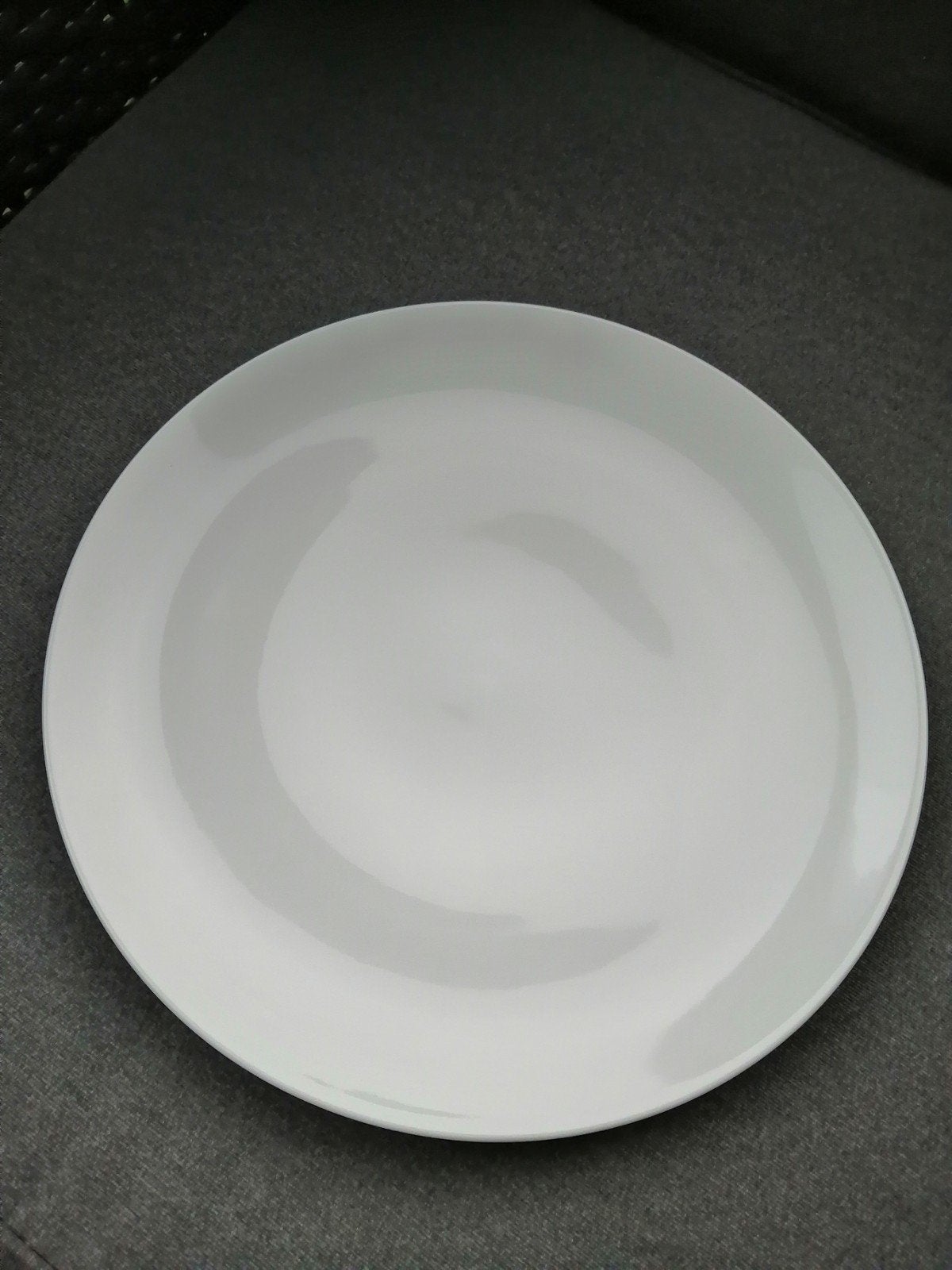 8 borden 27cm +1 antieke serveerschaal, Ophalen, Bord(en)