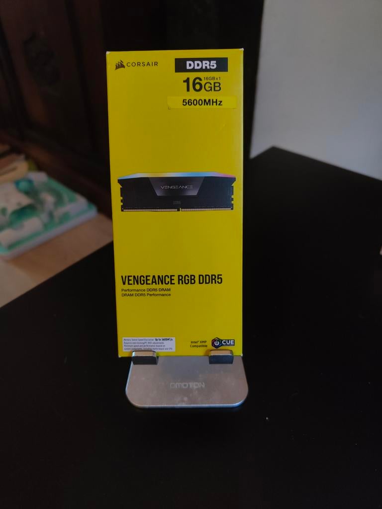 Corsair Vengeance RGB 1x16GB 5600MHZ CL40, Neuf, Enlèvement ou Envoi, Desktop, DDR5