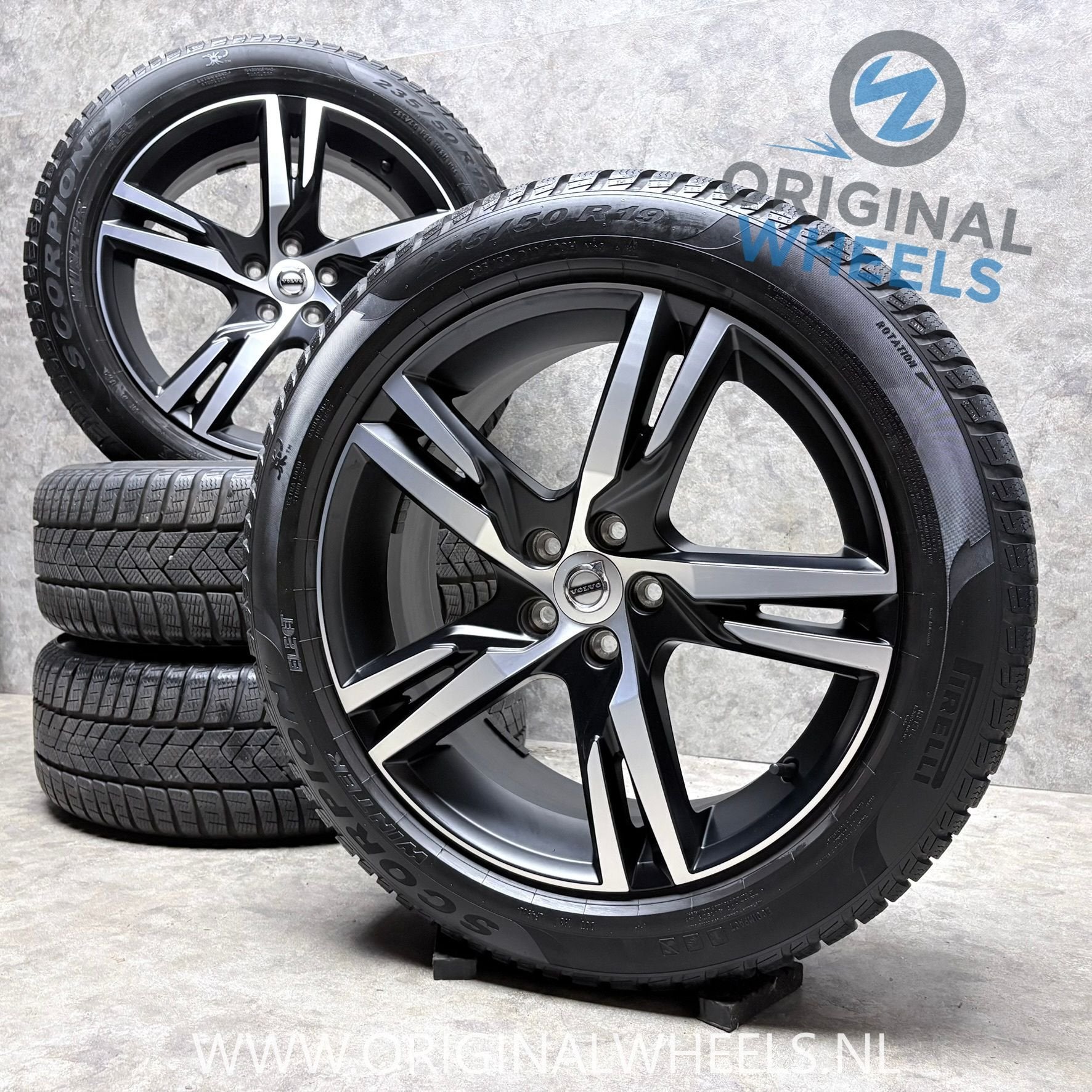 19 inch originele R line velgen + winterbanden Volvo XC40, Auto-onderdelen, 19 inch, Gebruikt, -, -