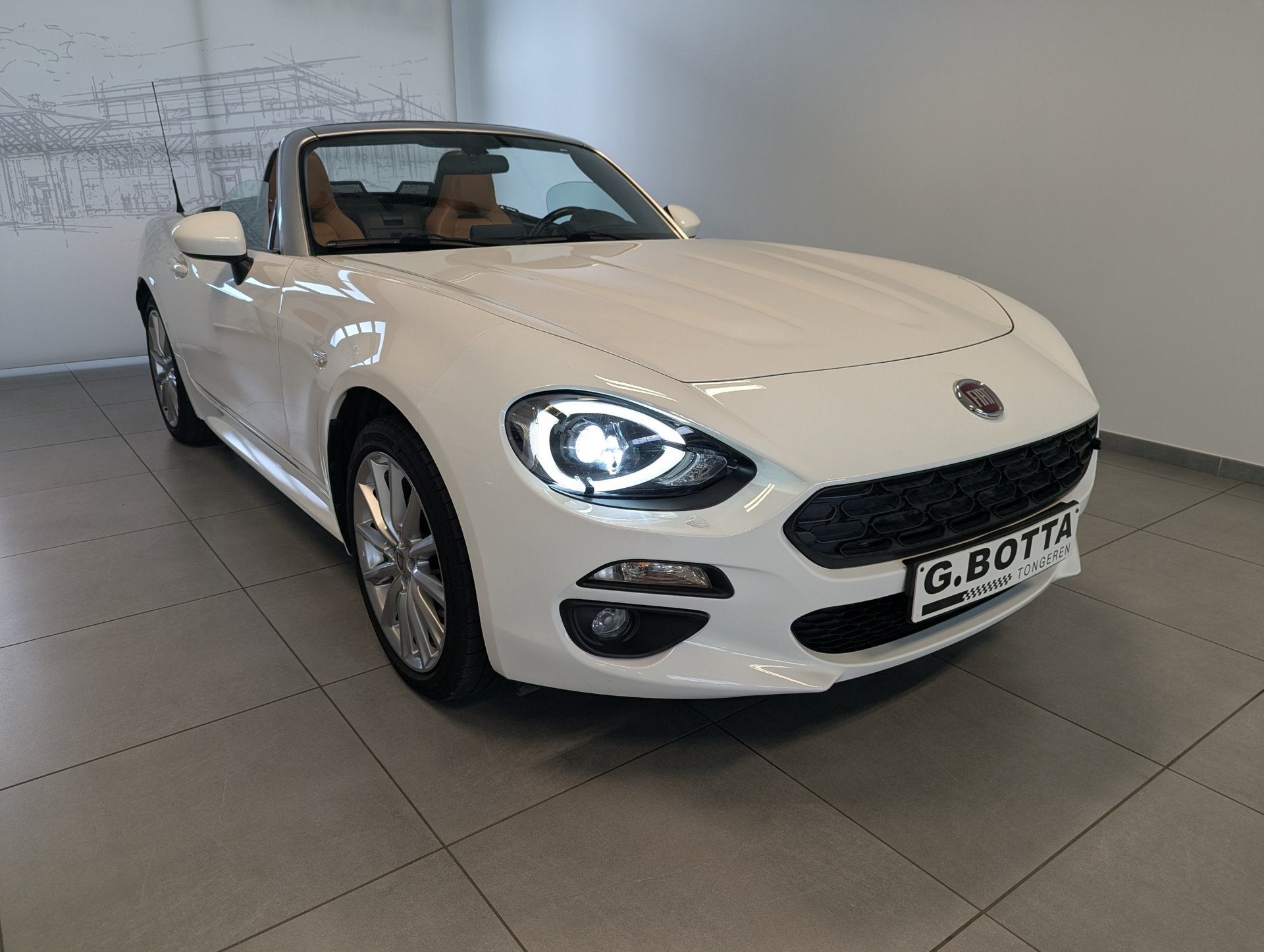 Fiat 124 Spider Lusso *Automaat *Bose*Carplay, Autos, Achat, Entreprise, Cabriolet, Automatique