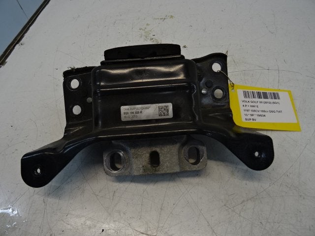 SUPPORT BOITE DE VITESSES Golf VII (AUA) (5Q0199555R), Utilisé, Volkswagen