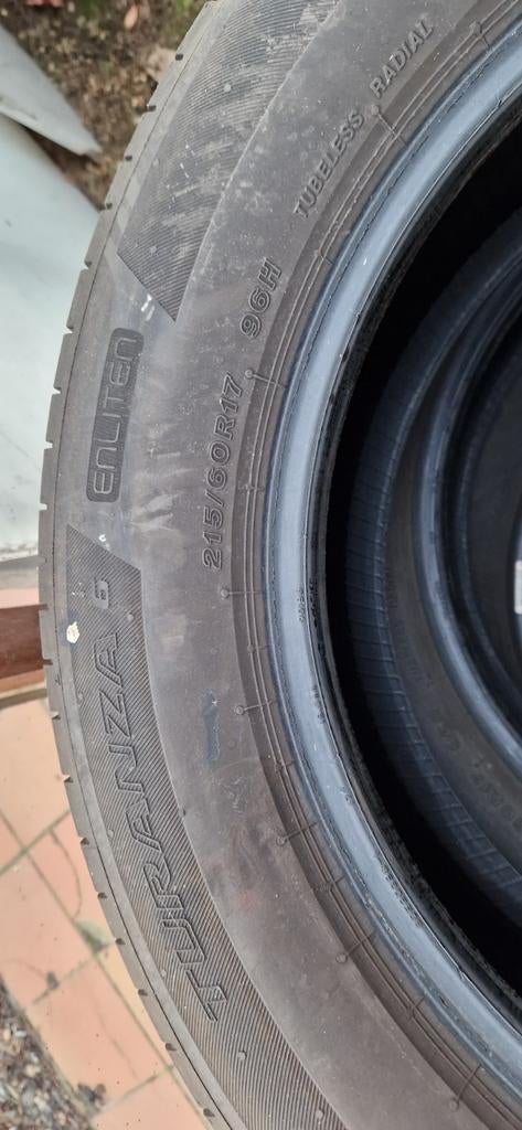 Autobanden Bridgestone 215/60R17, zomerbanden, Ophalen, Gebruikt