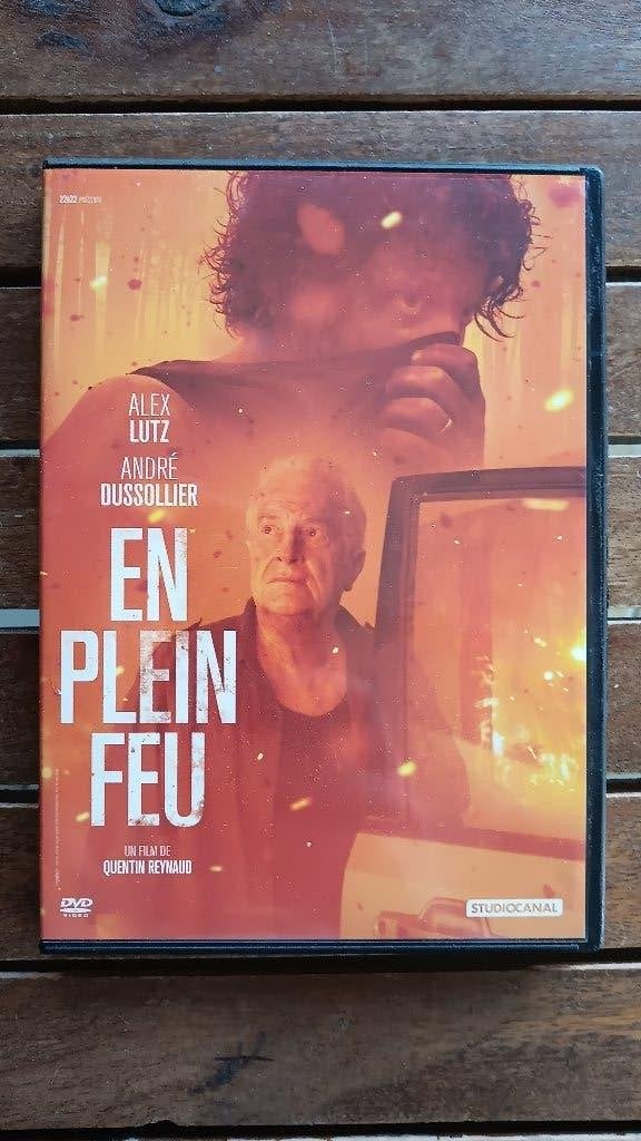 )))  En Plein Feu  //  Drame  (((, Enlèvement ou Envoi, Tous les âges, Français, Comme neuf