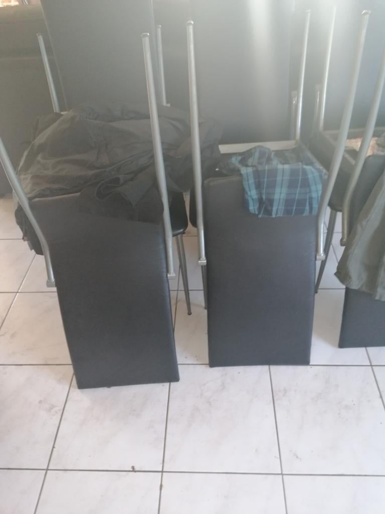Stoelen zwart, Huis en Inrichting, Stoelen, Ophalen, Zwart