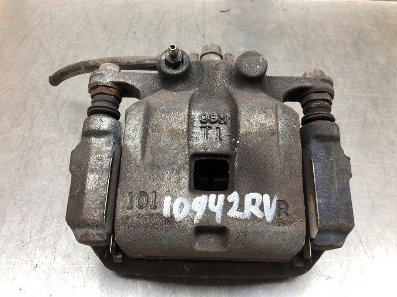 ETRIER DE FREIN AVANT DROIT Suzuki Swift (ZC / ZD), Dhr. M. Roggen, Stadsweg 37 37
9917 PV  WIRDUM GR., NL, Suzuki, Utilisé