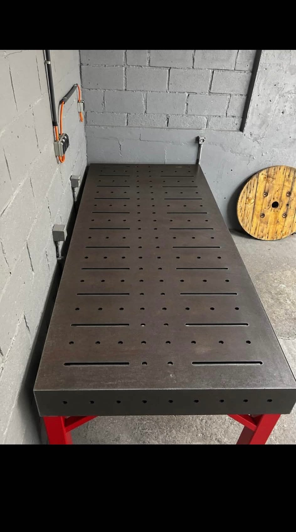 Table de soudeur, Enlèvement, Comme neuf, 70 à 120 cm, Étau