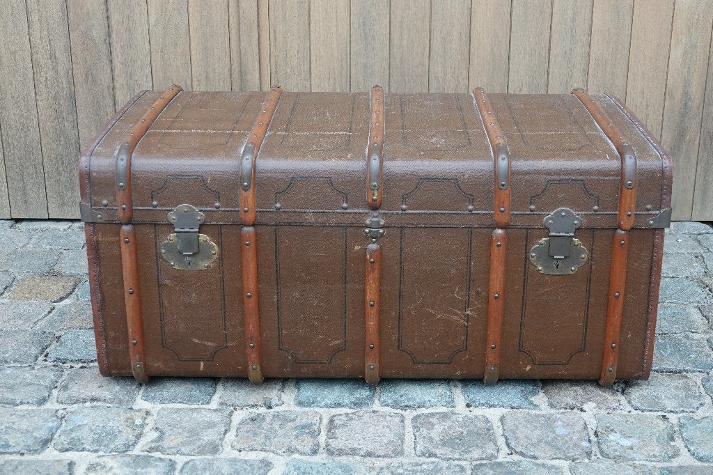 oude koffer, Enlèvement