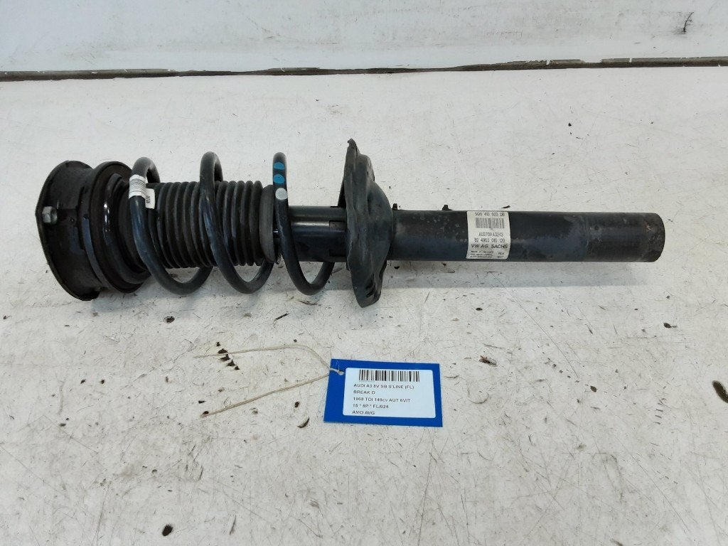 SCHOKBREKER LINKS VOOR Audi A3 Sportback (8VA / 8VF), Gebruikt, Mevr. I. Hauben, Audi, Rue de l'Espoir 34 34
4030  GRIVEGNÉE, BE