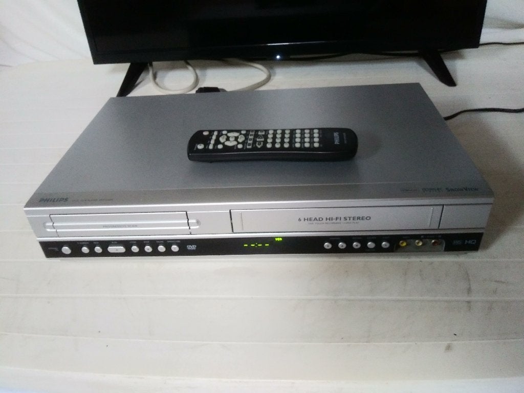 Philips DVP3350V DVD speler/VHS videorecorder, Ophalen of Verzenden, Zo goed als nieuw, VHS-speler of -recorder