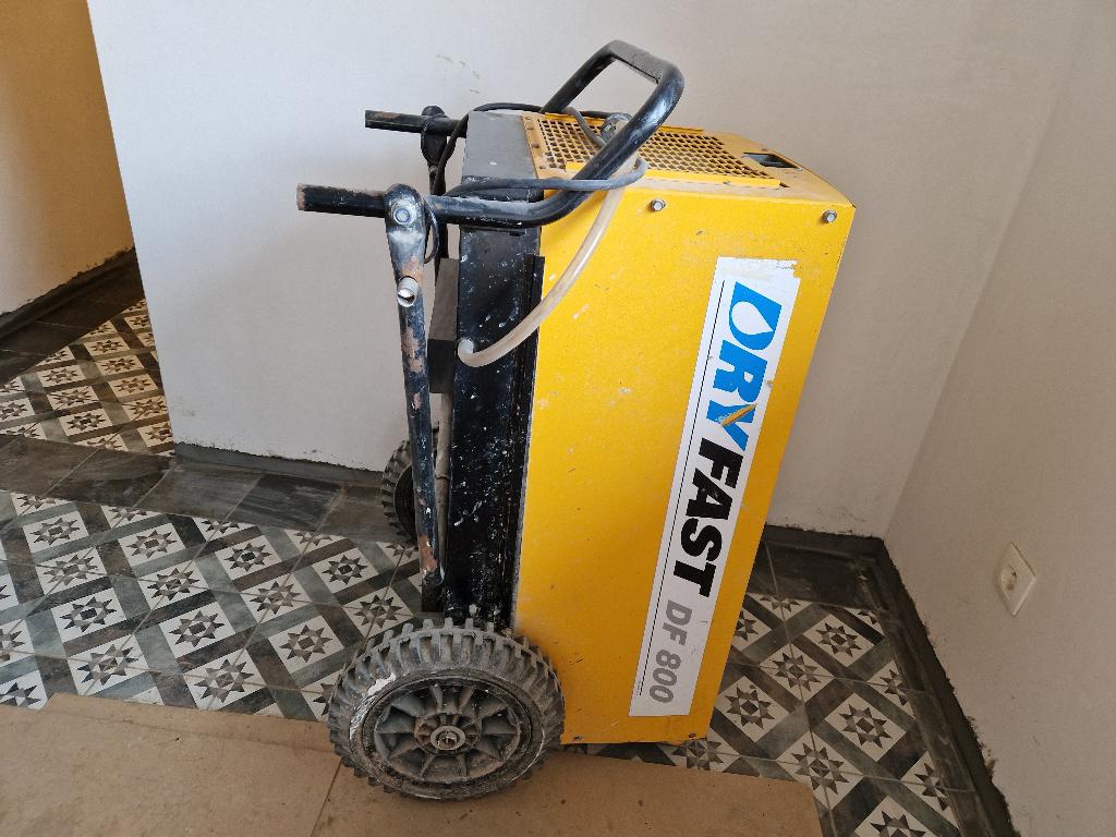 Bouwdroger, Doe-het-zelf en Bouw, Gereedschap | Overige machines, Ophalen, Zo goed als nieuw