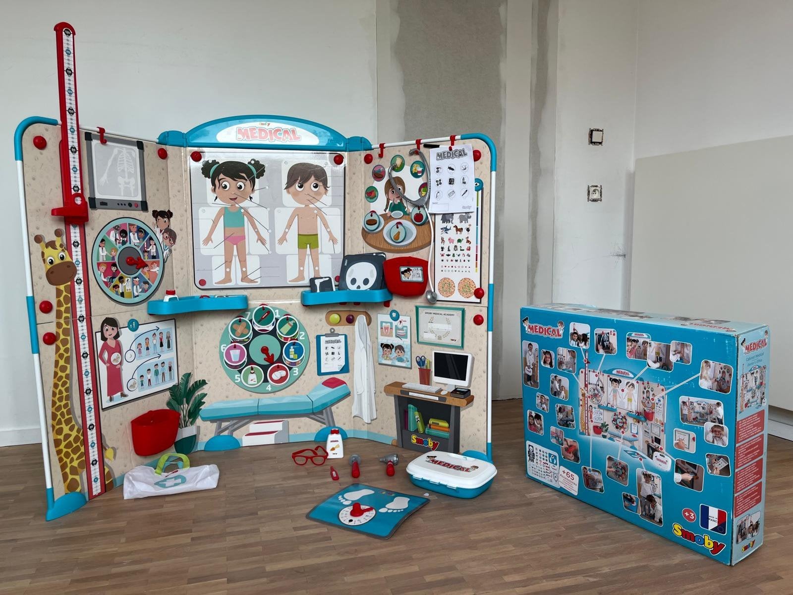 smoby medical, Kinderen en Baby's, Speelgoed | Poppenhuizen, Ophalen, Zo goed als nieuw