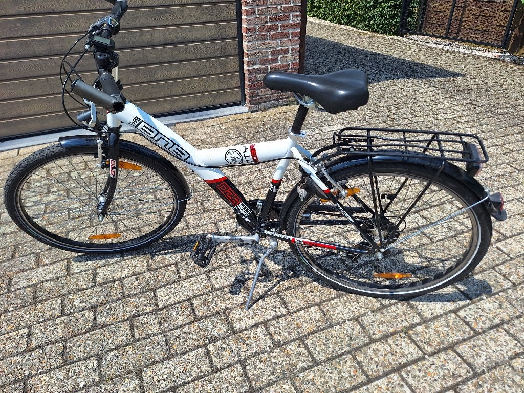Jongensfiets 26 BNB, Vélos & Vélomoteurs, Vélos | Garçons, Utilisé, 26 pouces ou plus, Vitesses, Frein sur jante, Enlèvement