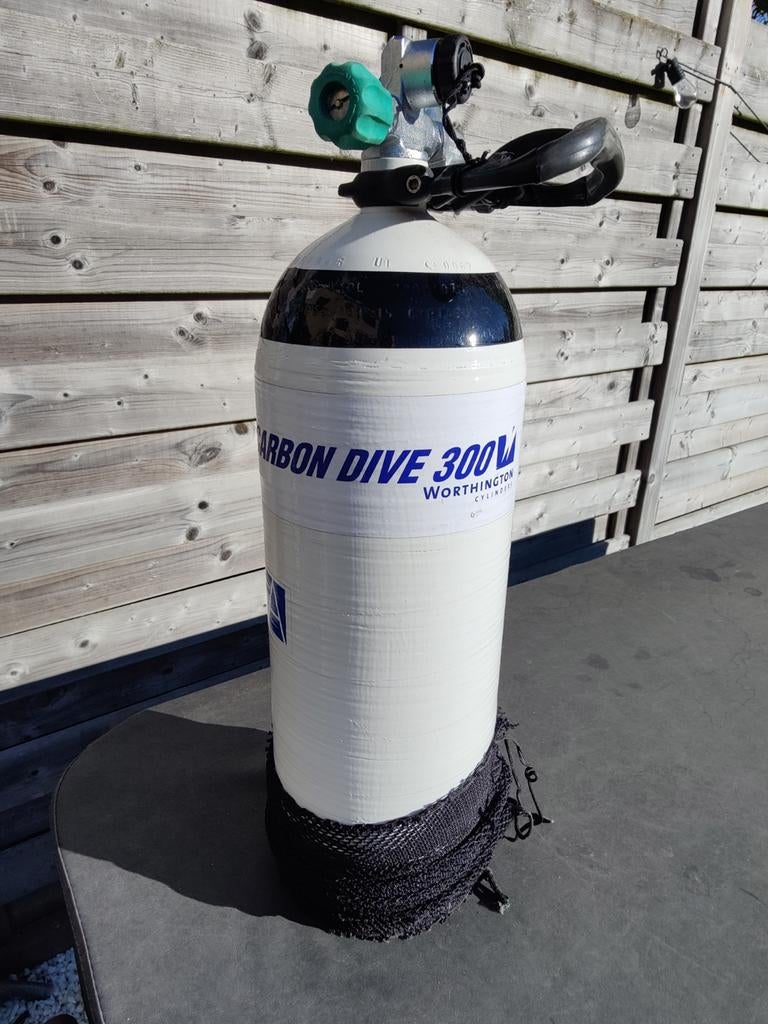 Carbon duikfles 10L 300 bar dubbele kraan, Watersport en Boten, Ophalen, Duikfles