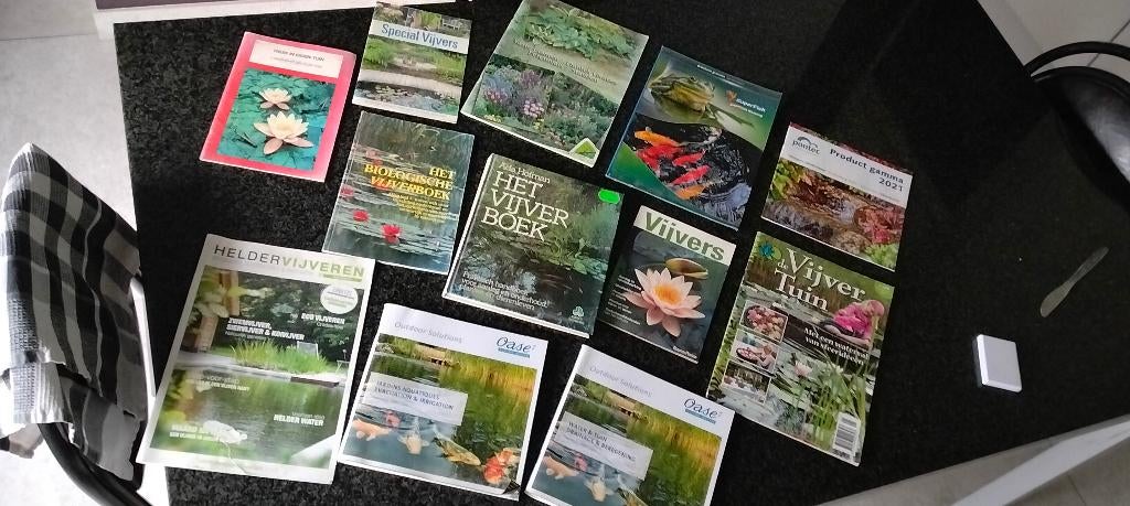 Vijver boeken, Enlèvement