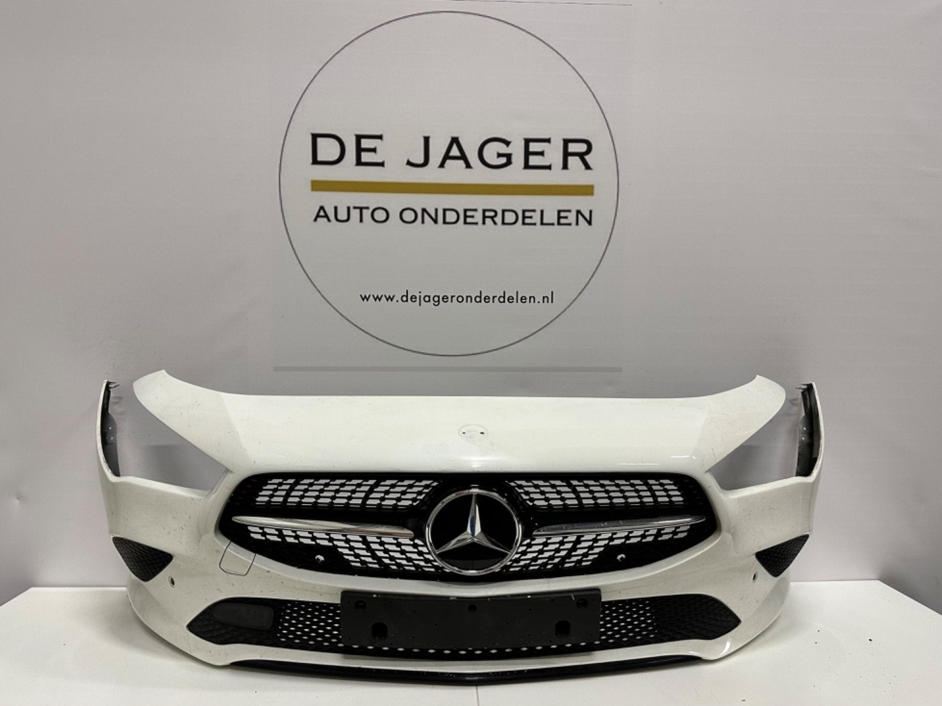 PARE-CHOC AVANT MERCEDES CLA W118 COMPLET A1188855300, Autos : Pièces & Accessoires, Mercedes-Benz AG, Pare-chocs, Mercedes-Benz