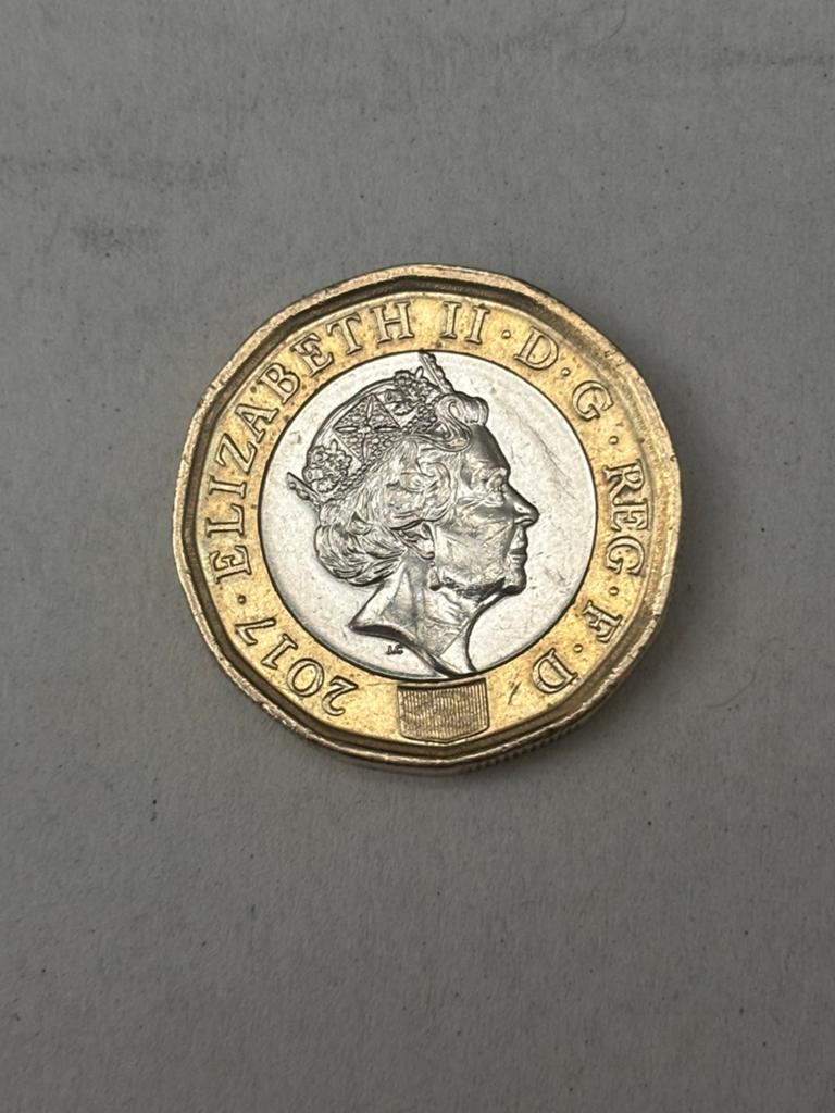 Pièce de monnaie reine Élisabeth || parfait état, Timbres & Monnaies, Monnaies | Europe | Monnaies euro, 1 euro, Autres pays, Monnaie en vrac