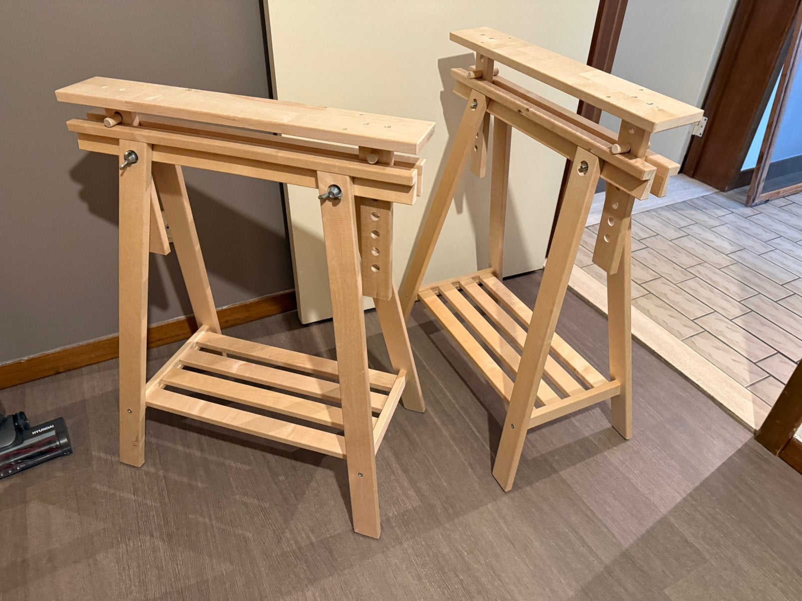 IKEA MITTBACK bureau/tafel 2 meter – houten schragen, Ophalen, Zo goed als nieuw, Hout, Verstelbaar