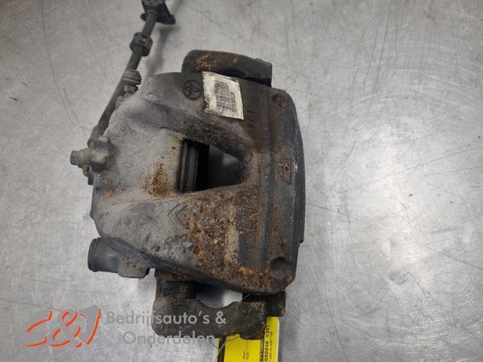 Remklauw (Tang) links-voor van een Citroen Jumpy, Gebruikt, -, Ophalen of Verzenden, -