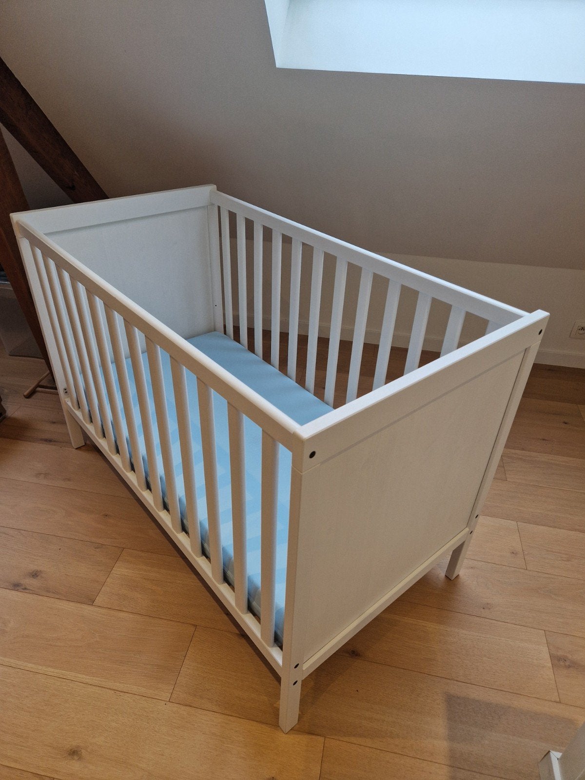Babybed IKEA, in uitstekende staat, Matelas, Moins de 70 cm, Comme neuf, Enlèvement