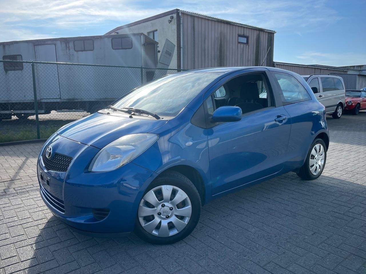 Toyota Yaris 1.0 Benzine | 3 deurs | 1 JAAR GARANTIE, Auto's, Toyota, Voorwielaandrijving, Gebruikt, 996 cc, Bedrijf