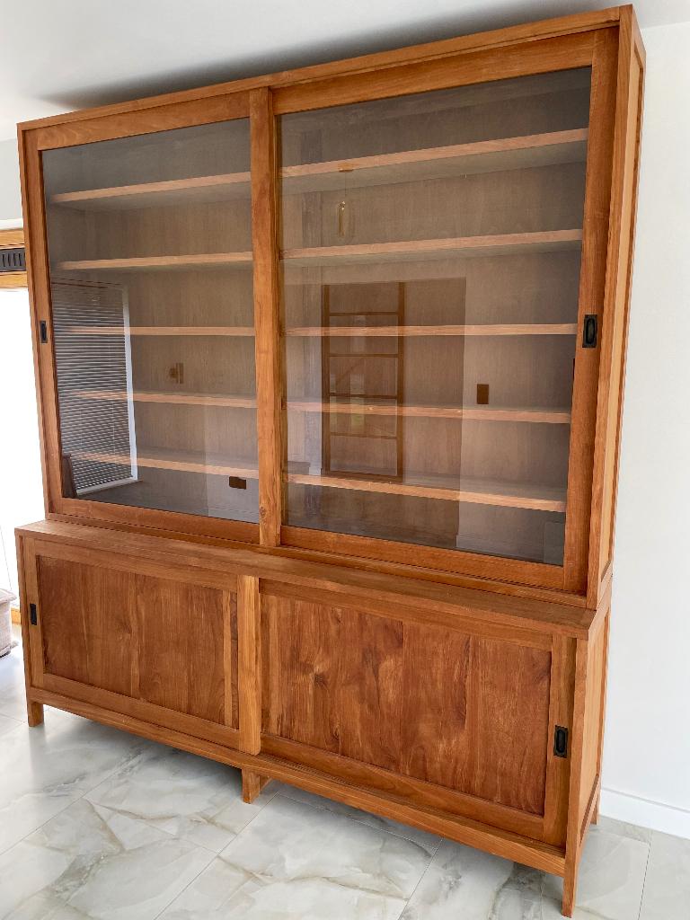 Vitrinekast in teak 2m20, Huis en Inrichting, Ophalen, Zo goed als nieuw, Teakhout