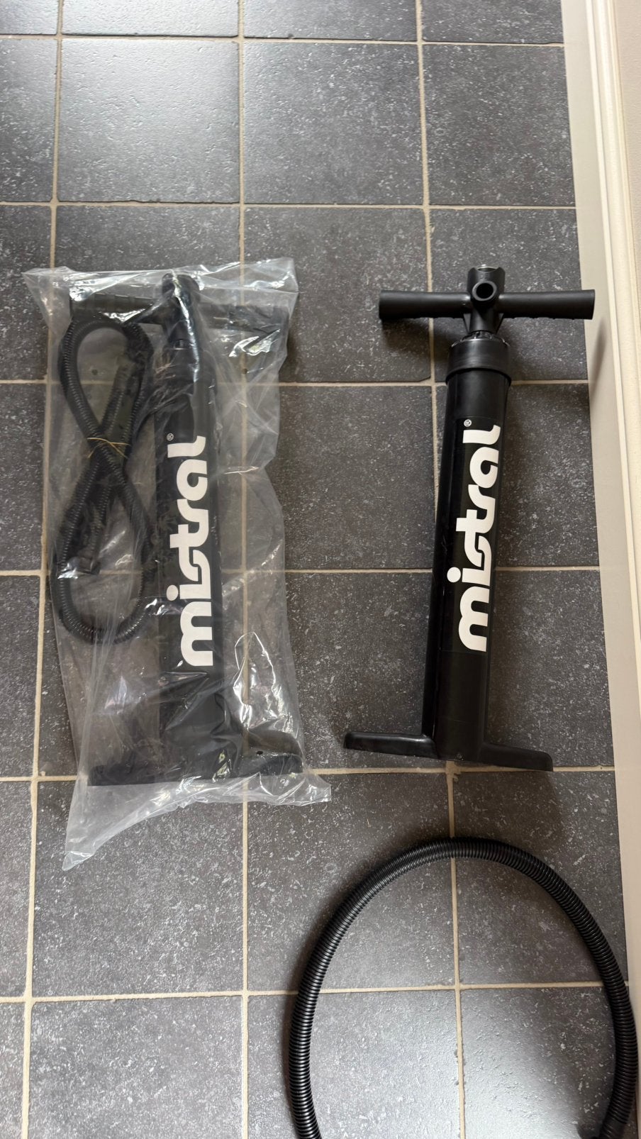 Pompe SUP haute pression Mistral |NOUVEAU Dans son emballage, Enlèvement ou Envoi, Neuf, Accessoire SUP
