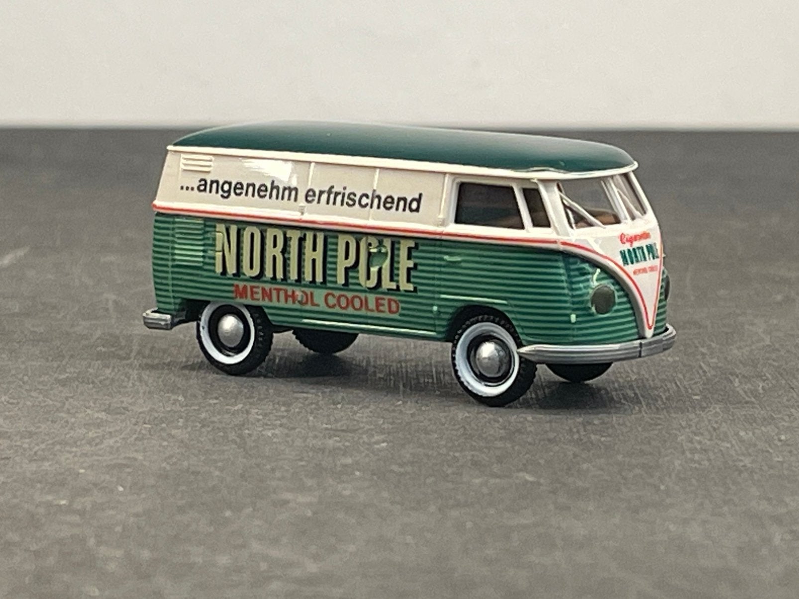 Brekina VW T1 busje NORTH POLE 1:87, Hobby & Loisirs créatifs, Voitures miniatures | 1:87, Enlèvement ou Envoi, Comme neuf, Bus ou Camion