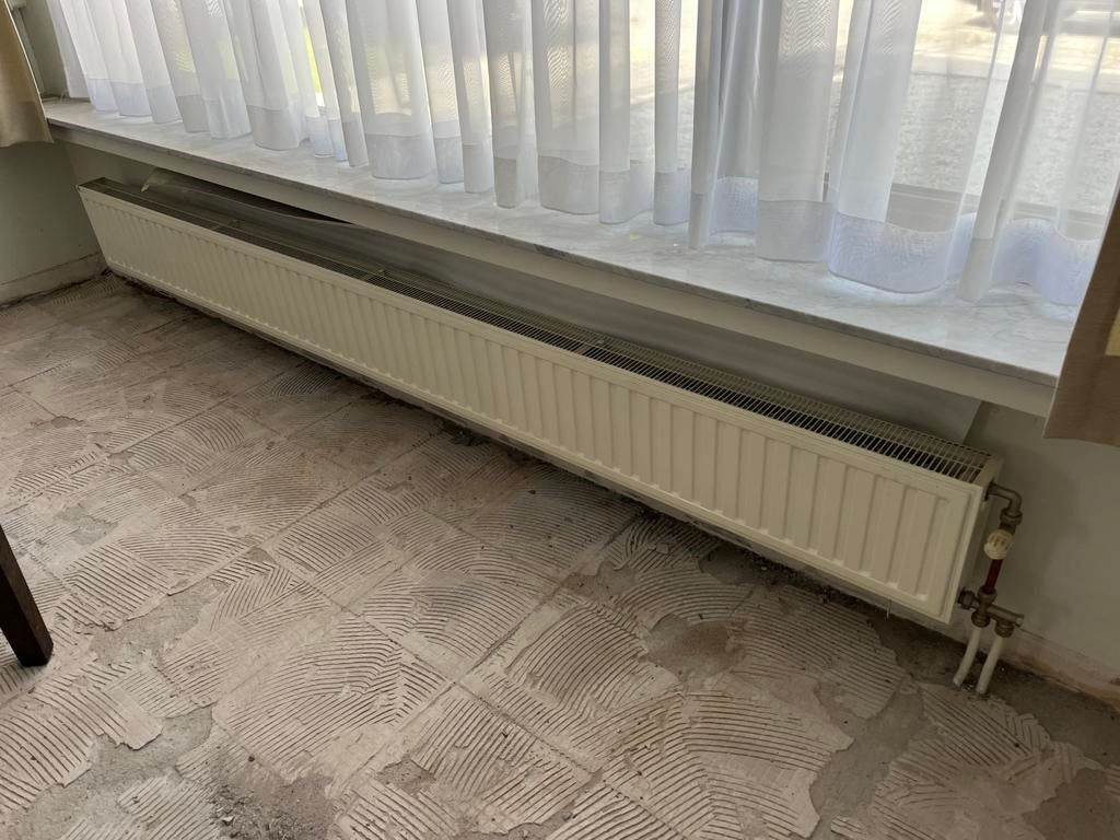 Radiator, Doe-het-zelf en Bouw, Verwarming en Radiatoren, Ophalen, 30 tot 80 cm, Gebruikt, Hoog rendement (Hr)