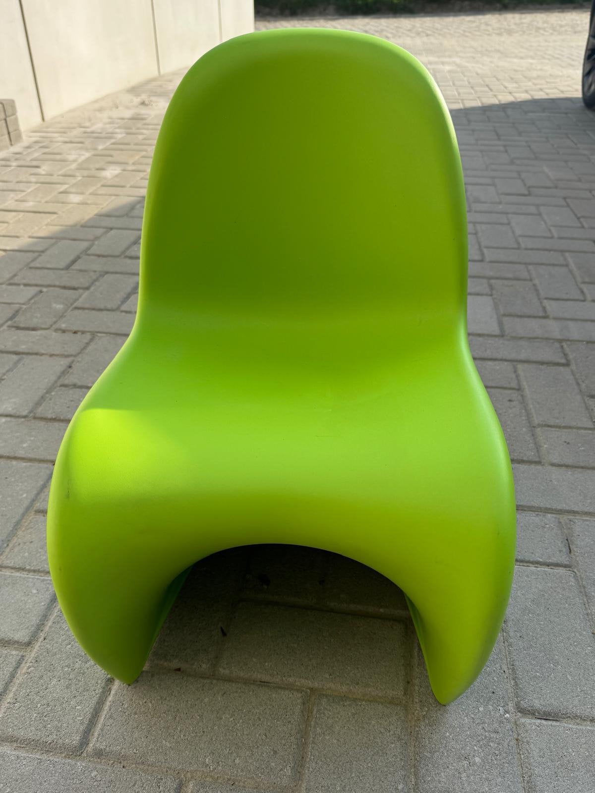 Designer kinder stoeltje van vitra verner panton junior, Kinderen en Baby's, Kinderstoelen, Ophalen, Zo goed als nieuw