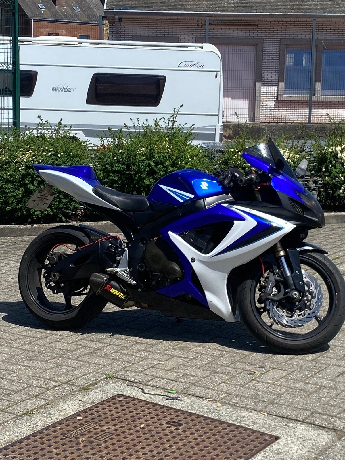 Gsxr 600 k7 , pas de document , facture de vente sera faite, Motos, Motos | Suzuki, Occasion, Plus de 35 kW, Super Sport, Particulier