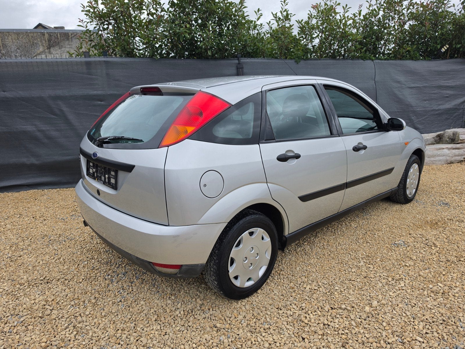 ford focus Essence ❗️97.000Km boite Automatique ️️, Focus, Argent ou Gris, Achat, https://public.car-pass.be/vhr/ceae1e3b-04b5-4a90-9573-8400e2a141c4