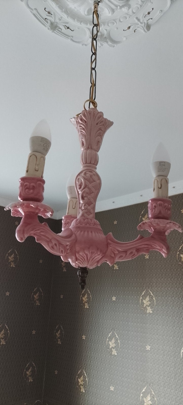 Lustre 3 branches céramique faïence rose, Maison & Meubles, Lampes | Lustres, Enlèvement ou Envoi