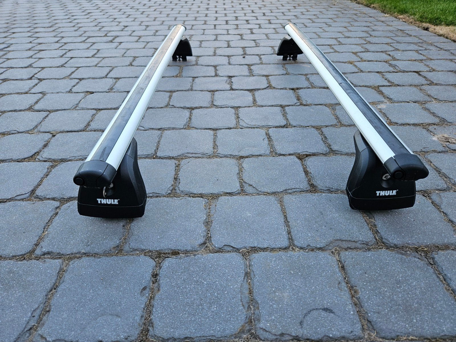 Thule aërodynamische dakdragers voor o.a. BMW, Auto diversen, Dakdragers, Ophalen