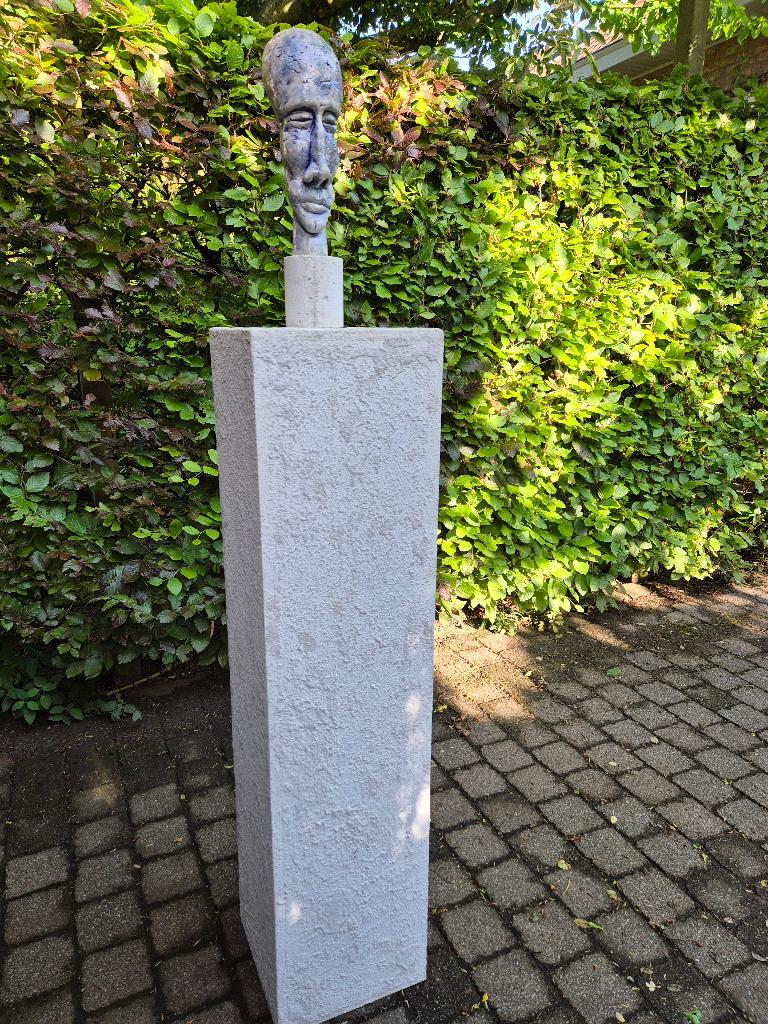 Sokkel, Ophalen, Zo goed als nieuw