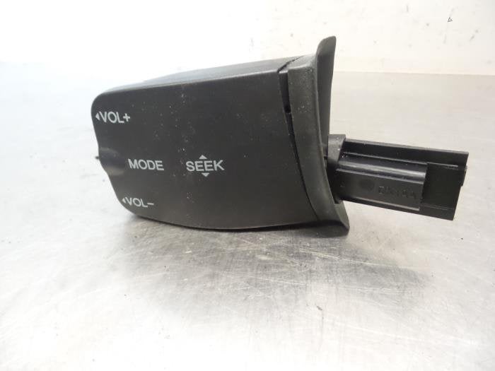 Commande radio volant d'un Ford Focus (Focus 04-), -, 3 mois de garantie, -, -