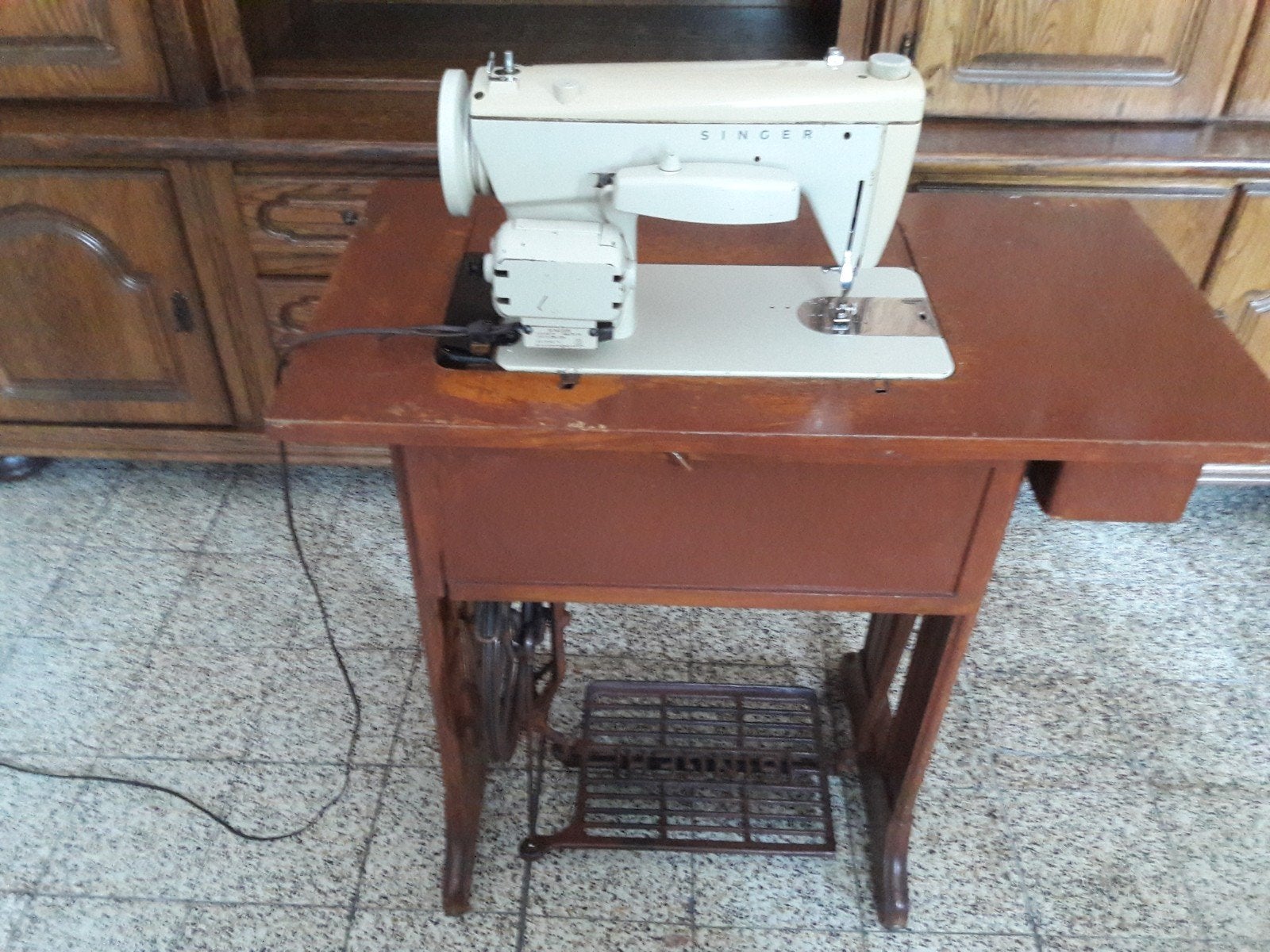Oude SINGER naaimachine, Antiek en Kunst, Ophalen