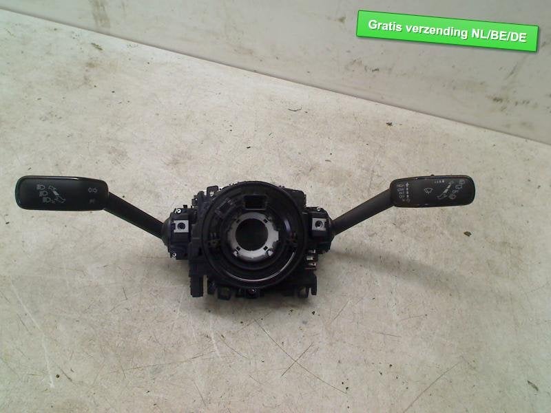 COMBISCHAKELAAR STUUR Golf VII (AUA) (5Q0953507AA), Auto-onderdelen, Gebruikt, Volkswagen, Volkswagen AG, Kundenbetreuung@volkswagen.de