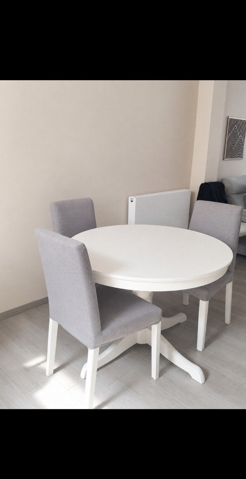 table extensible IKEA + 4 chaises., Maison & Meubles, Enlèvement, Utilisé, Scandinave moderne, 4 à 6 chaises