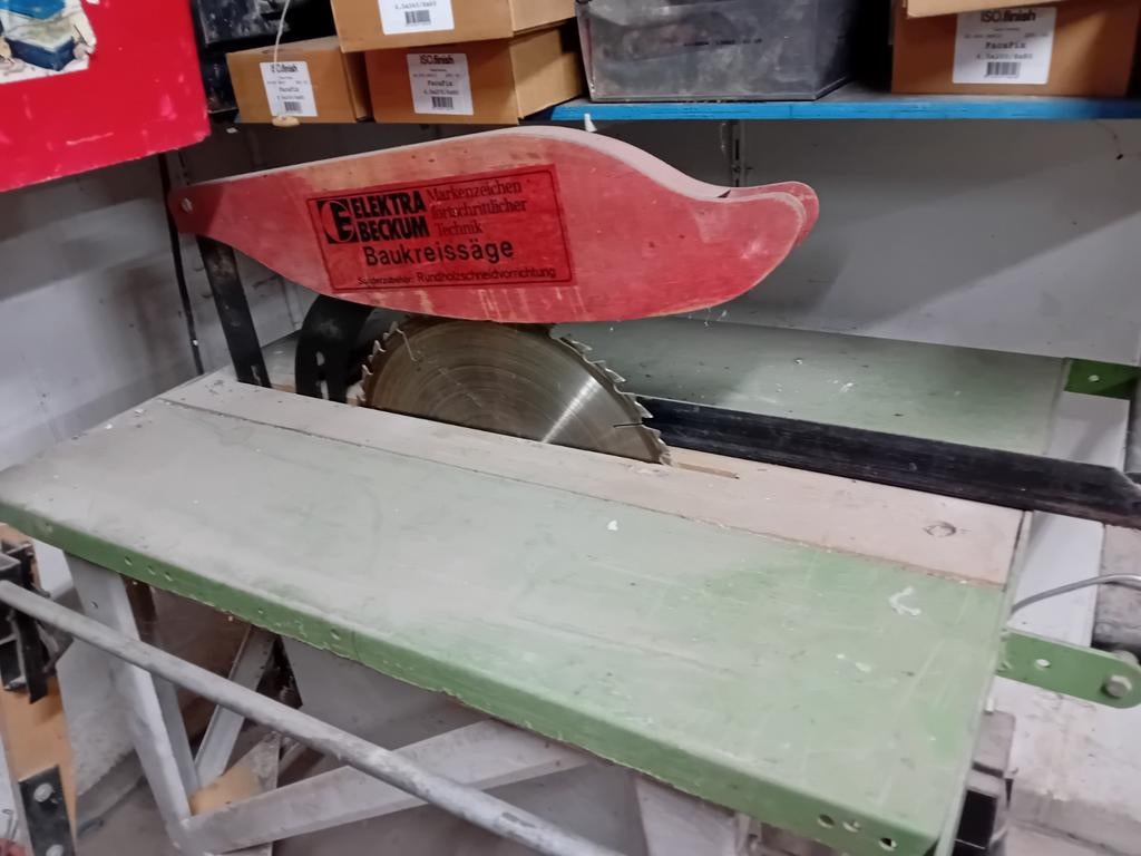 Circulaire à bois sur table., Enlèvement