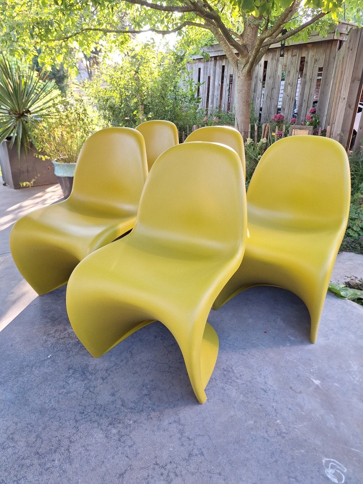 Set iconische Verner Panton Chairs – Limited Edition colour, Enlèvement, Synthétique