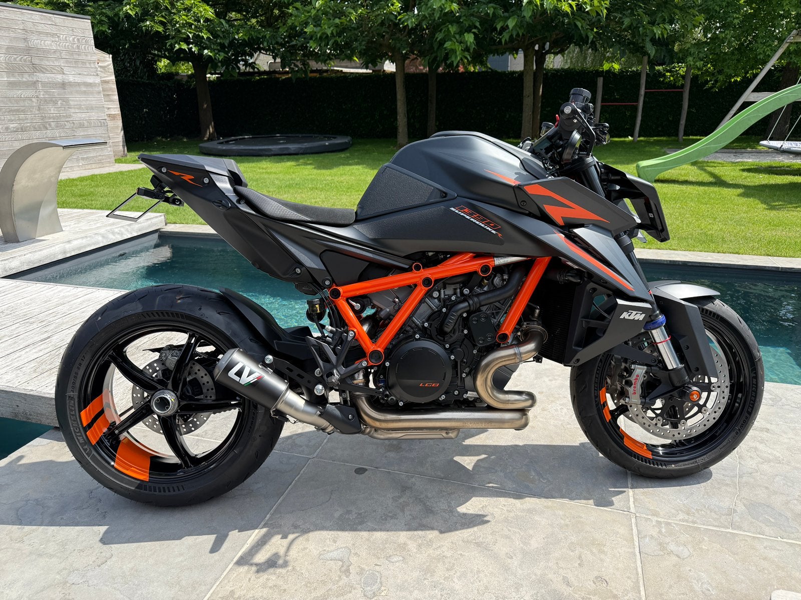KTM Superduke 1390R EVO - 2026 - 0km - Tech Pack - NIEUW!!!, 2 cilinders, Traction Control, Nieuw, Motorrijbewijs A