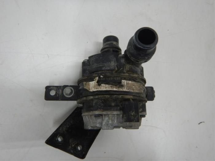Waterpomp Mercedes GLC-Klasse (22729312), Enlèvement ou Envoi, Utilisé