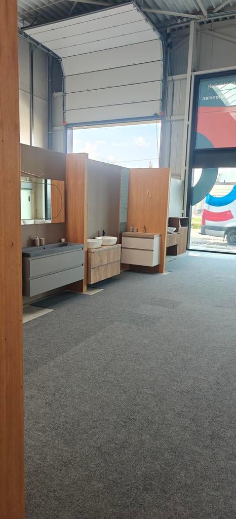 Magazijn met toonzaal te huur Genkersteenweg Hasselt, Hasselt