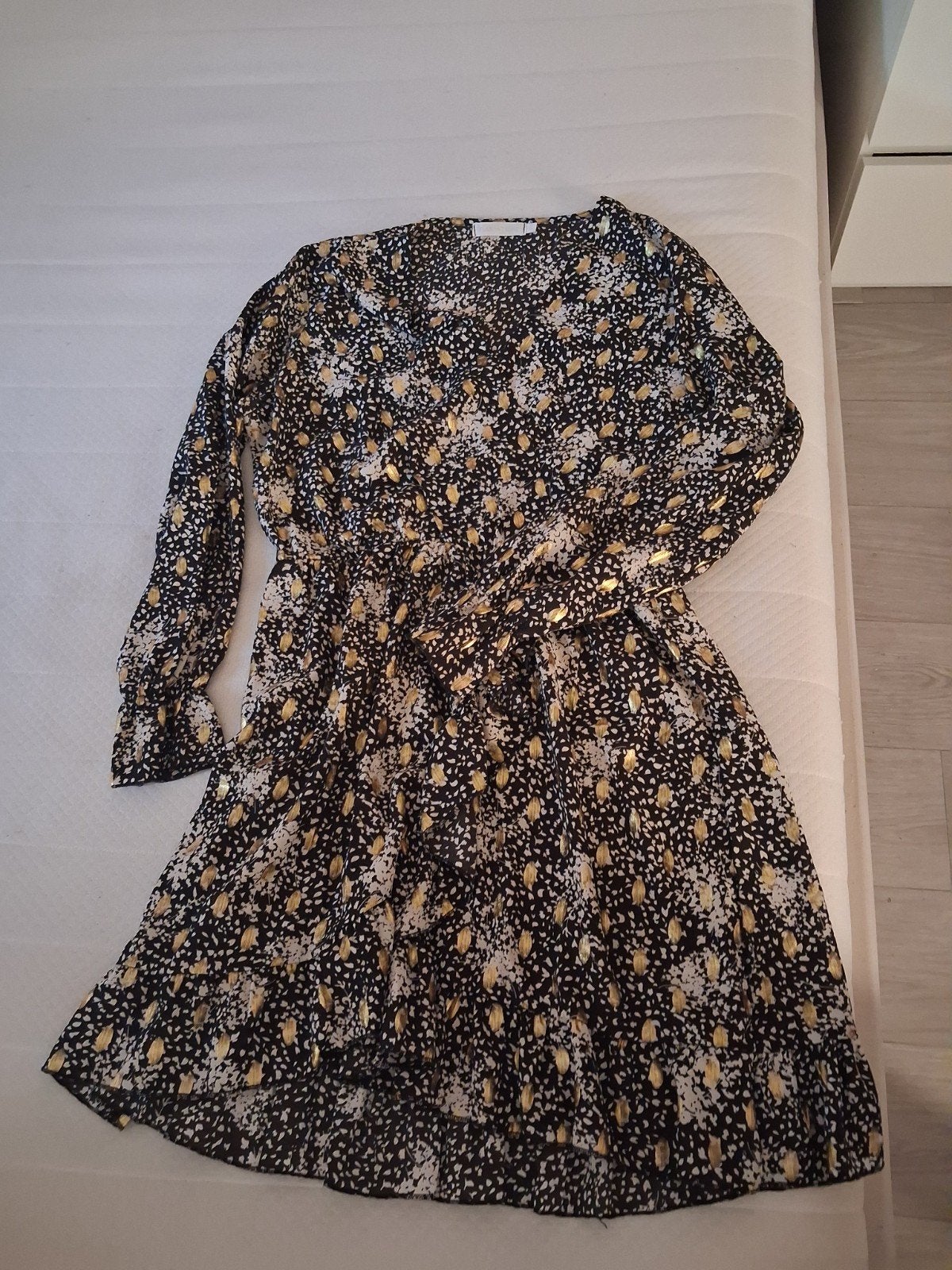 Robe noir Flamand Rose, Taille 42/44 (L), Flamand Rose, Comme neuf, Enlèvement