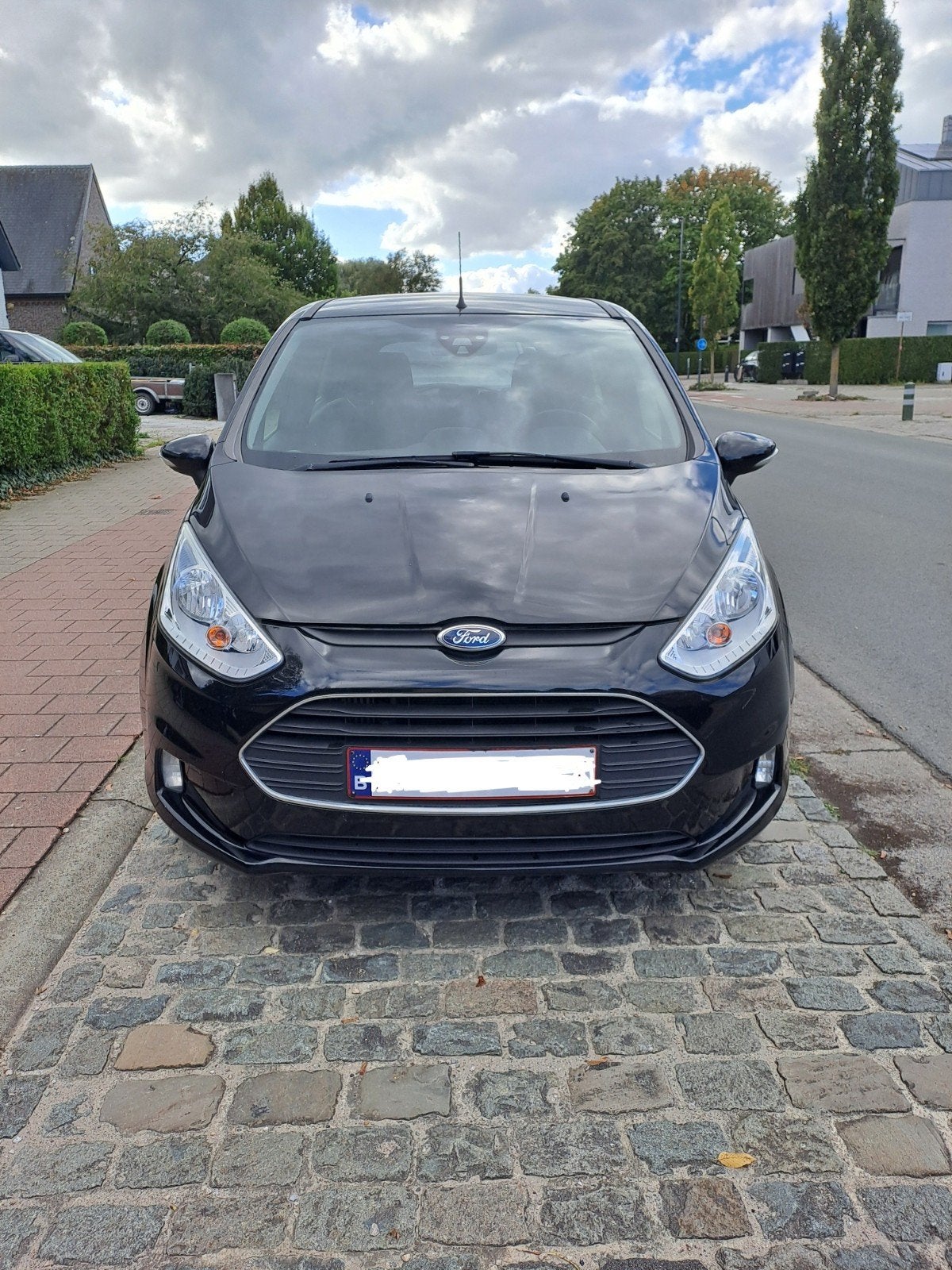 Ford B-Max 1.0 EcoBoost 125PK (91kW), Auto's, Voorwielaandrijving, B-Max, Zwart, Handgeschakeld