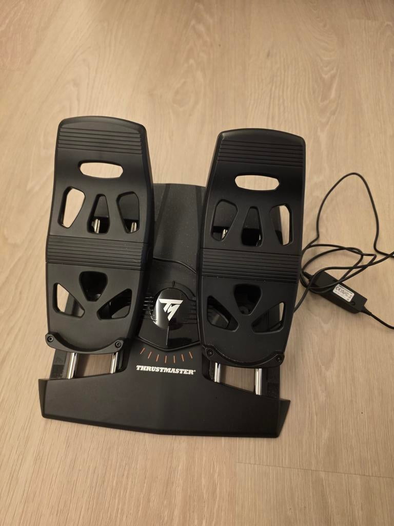 Thrustmaster Pedals, Ophalen