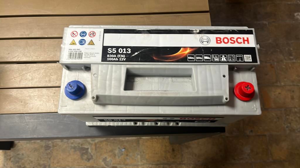 Bosch battery, Auto-onderdelen, Ophalen, Nieuw