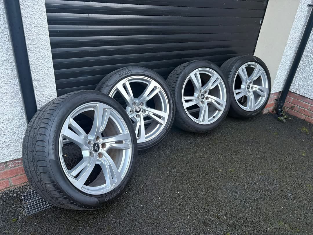 Velgen Audi A6 sline sport 20inch met zomerbanden, Ophalen, 20 inch, Zomerbanden, Banden en Velgen