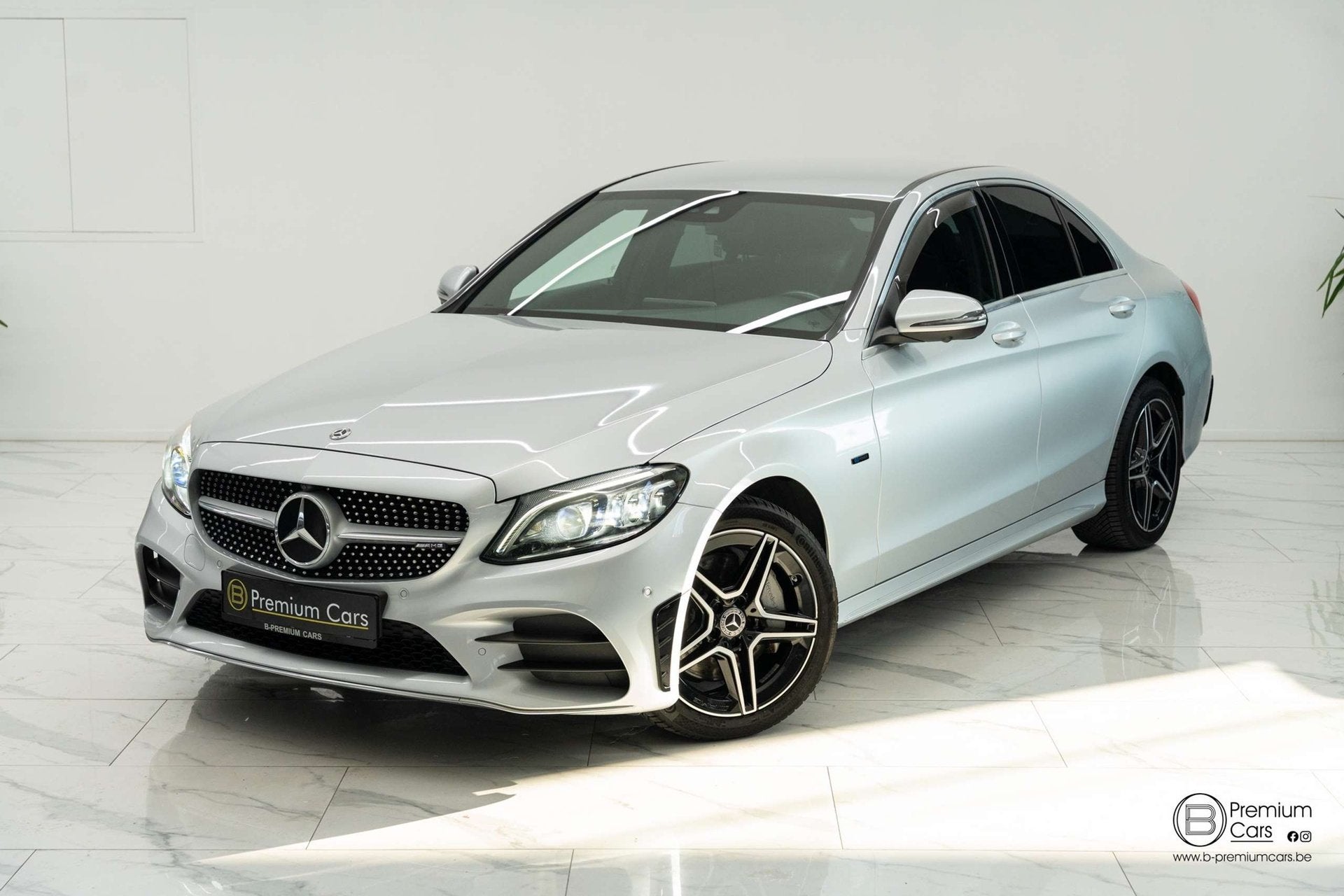 Mercedes-Benz C 300 e AMG! Night, Burmester, 360, Sfeer!, Auto's, Mercedes-Benz, Automaat, 4 deurs, 230 kW, Gebruikt